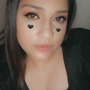 Meet your Posher, Angie